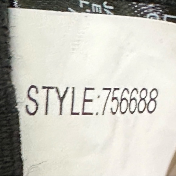 293 - RW & CO NAVY TOP 63% COTTON - Picture 13 of 14